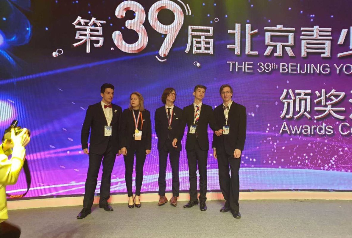 2019 – naše středoškolská studentka na konferenci SOČ v Číně